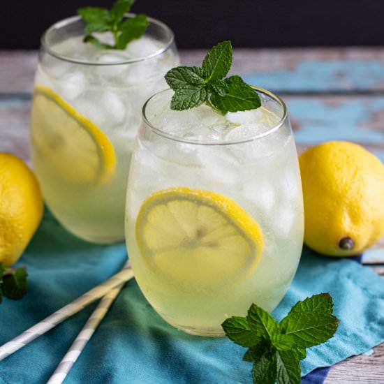 Limoncello Gin Collins