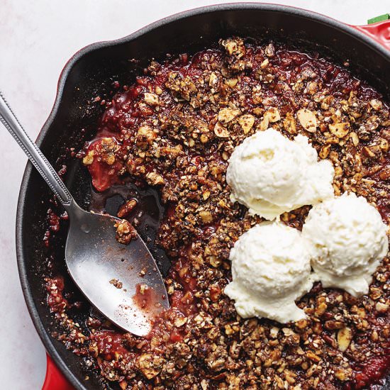 Keto Strawberry Crisp