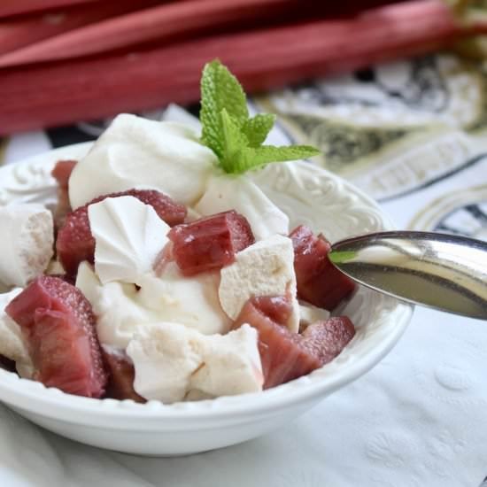rhubarb eton mess