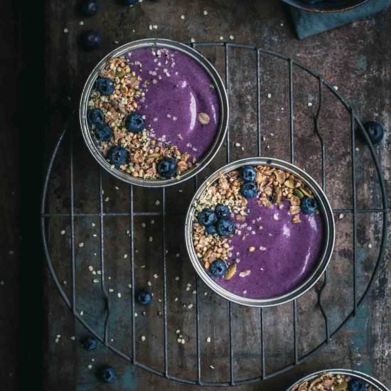 Blueberry Pie Smoothie Bowl