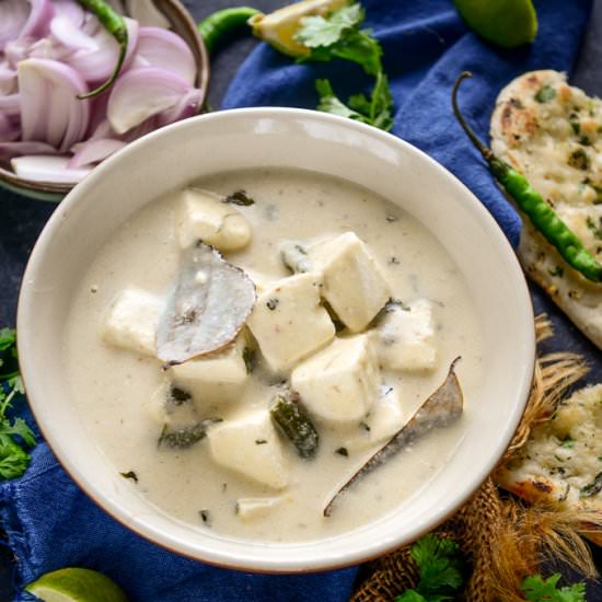 Paneer in White Gravy