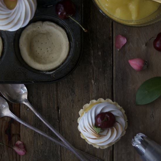 MINI LEMON MERINGUE PIES
