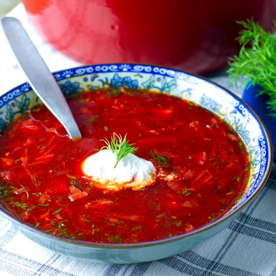 Ukrainian Borscht (Vegan, Paleo)