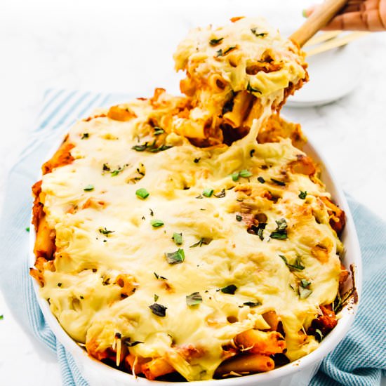 Cheesy Baked Ziti (5 Ingredients)