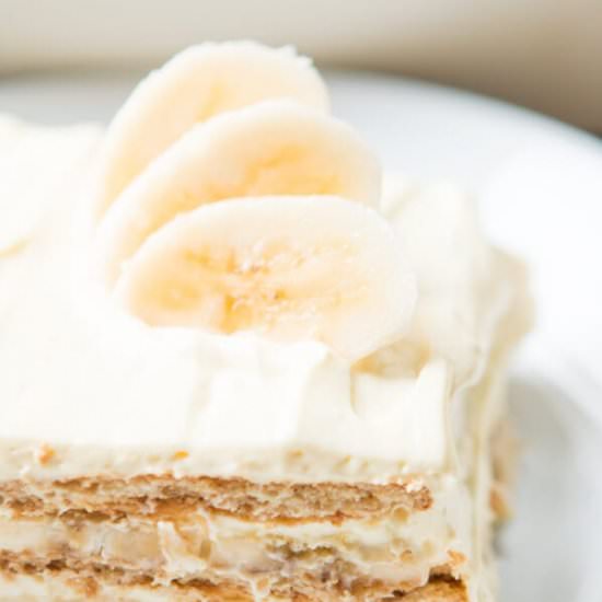 BANANA CREAM ICEBOX CAKE