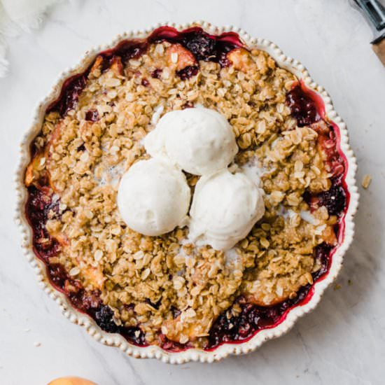 Peach Nectarine Blackberry Crisp