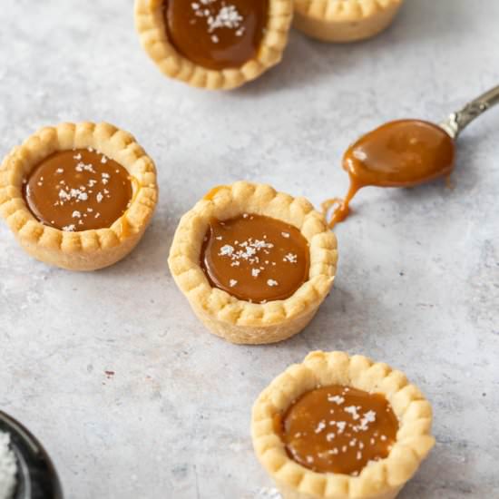 Salted Caramel Cookie Cups