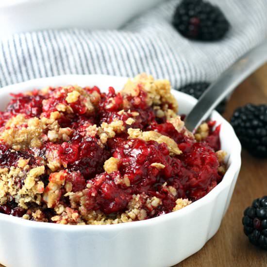 Old Fashioned Blackberry Crisp