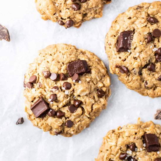 Vegan Oatmeal Cookies