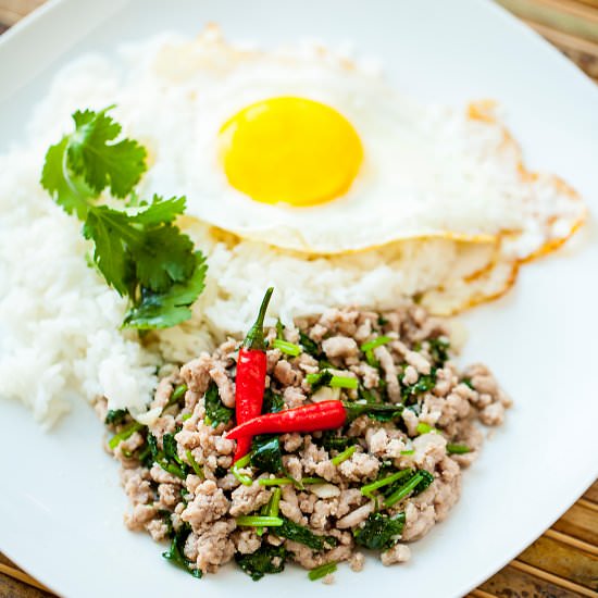 THAI STYLE GROUND PORK (PAD KA PRAO