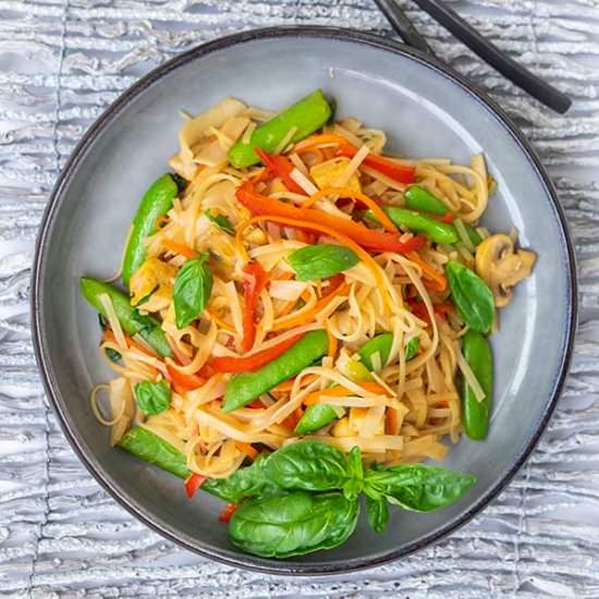 Gluten-Free Saucy Thai Noodles