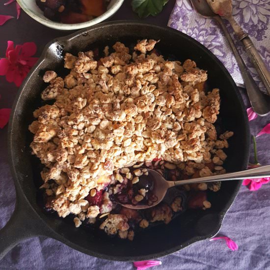 Peach and Berry Almond Crumble