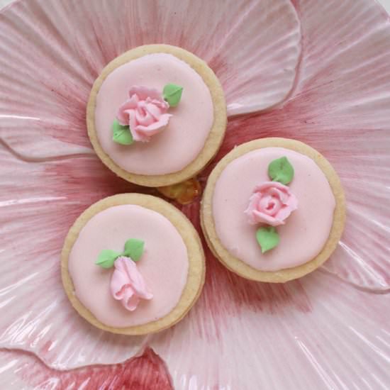 pretty pastel cookies