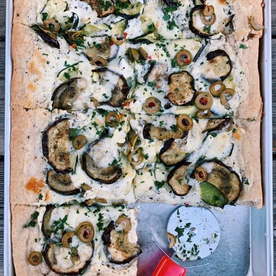 Eggplant Pizza with Cream Sauce