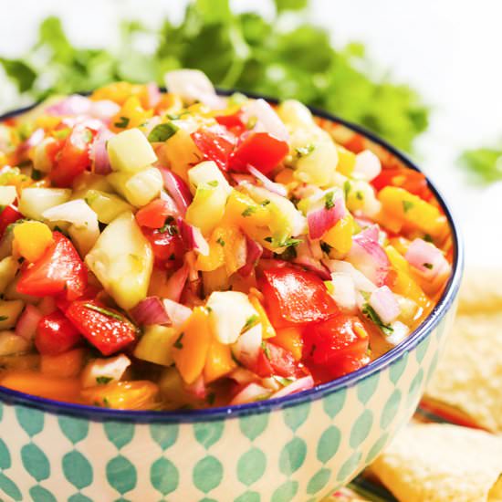 Fresh Mango Jalapeño Salsa