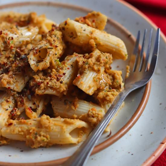 Tomato Hummus Pasta