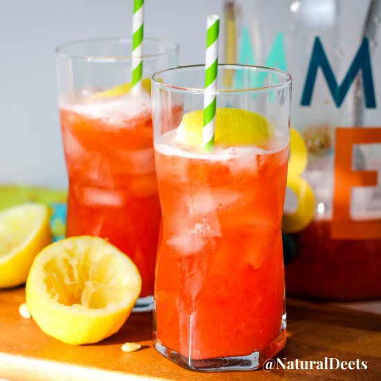 Healthy Strawberry Lemonade