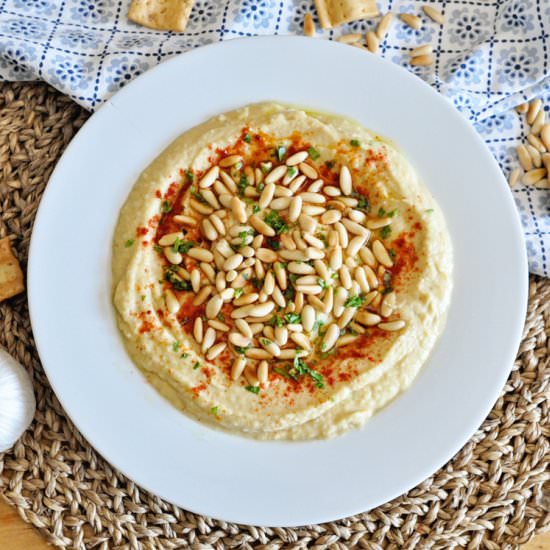 How to Make the Creamiest Hummus