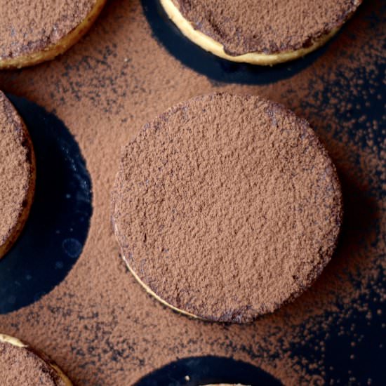 Chocolate praline tartlets
