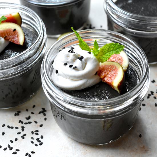Creamy Black Sesame Pudding