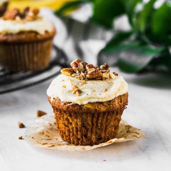 Banana Muffins w Frosting