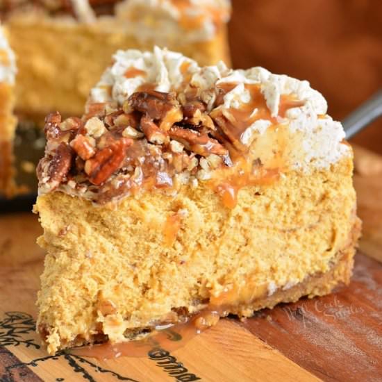 PECAN CARAMEL PUMPKIN CHEESECAKE