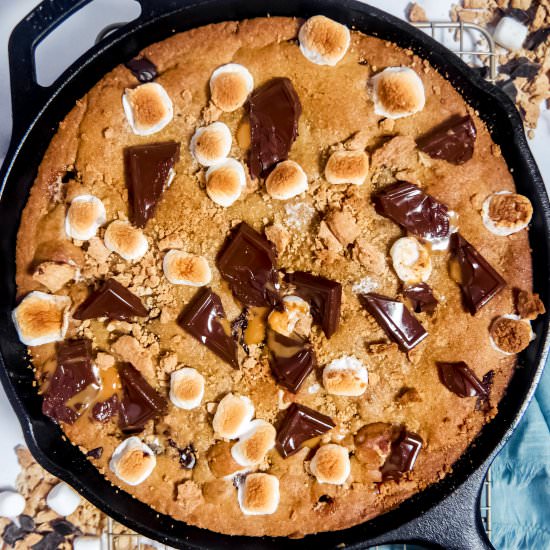 S’mores Skillet Cookie