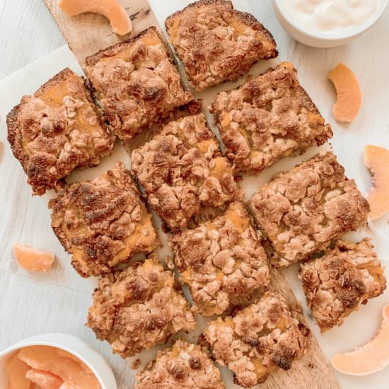 Healthy Peach Crumble Bars