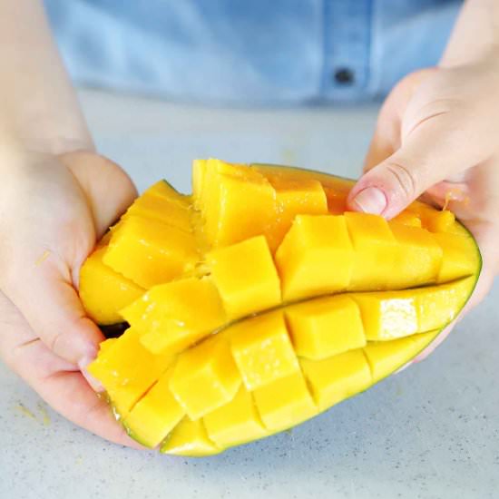 How to Cut a Mango