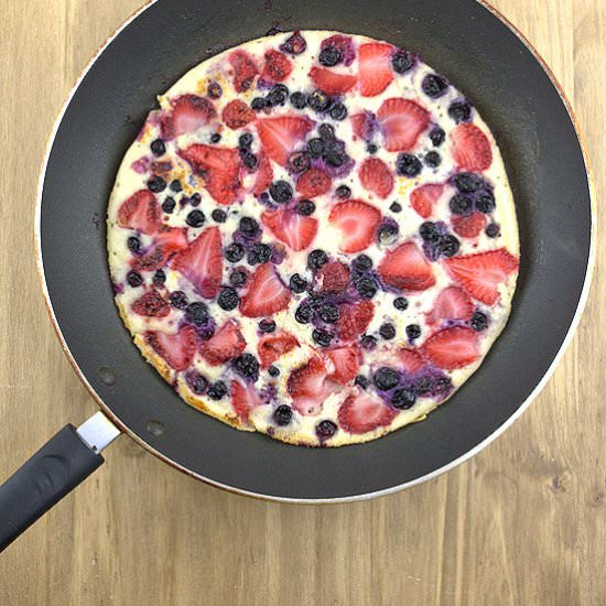 Yeast Pancakes with Fruit