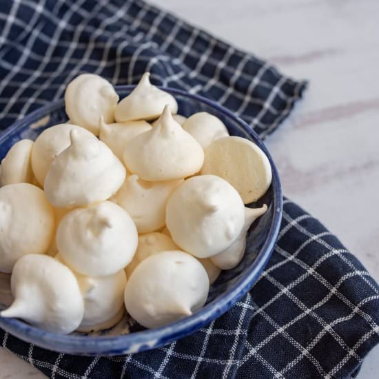 Easy Meringue Cookies