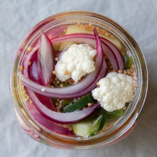Quick Pickled Vegetables