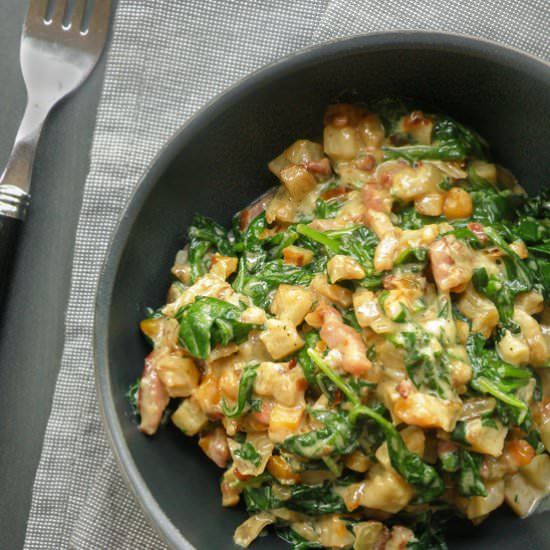 Creamy spinach with vegetables
