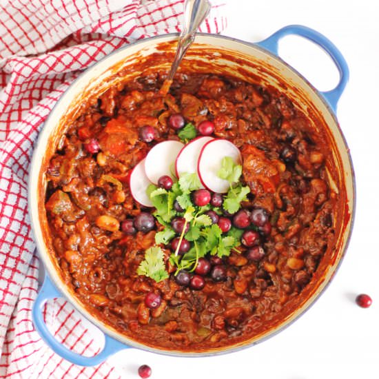 Vegan cranberry chili with cocoa