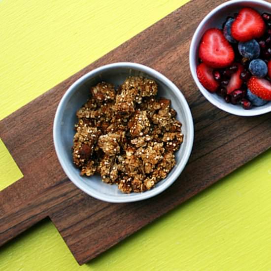 Chunky Maca Almond Granola