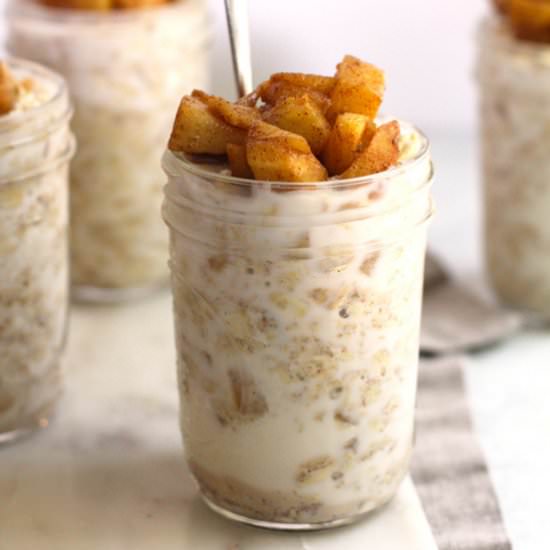 Apple Pie Overnight Oats