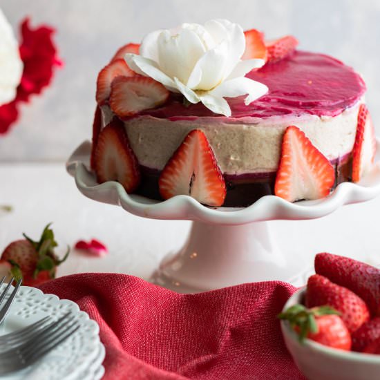 No Bake Strawberry Vanilla Cake