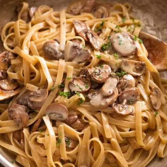 Creamy Mushroom Pasta