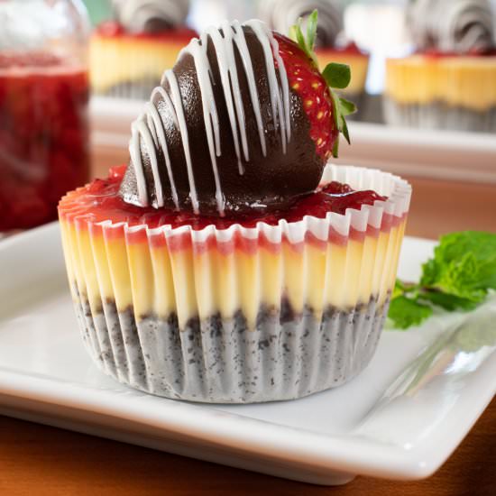Mini Strawberry Cheesecakes