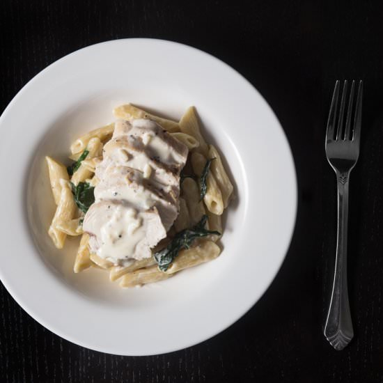 Instant Pot Chicken Alfredo
