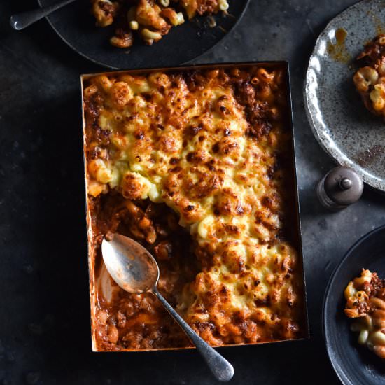 Veg bolognese mac and cheese bake