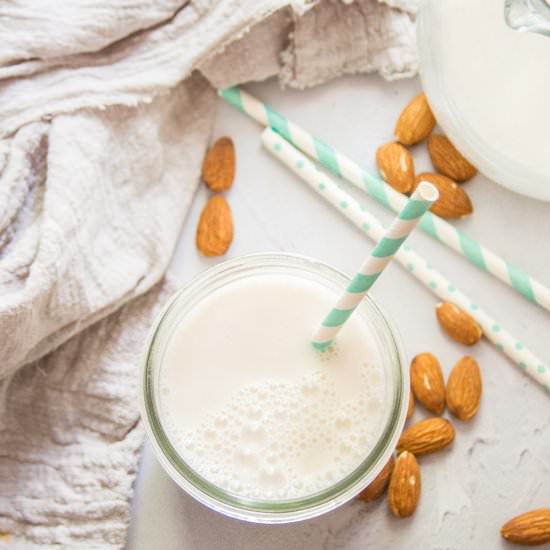 How to Make Almond Milk