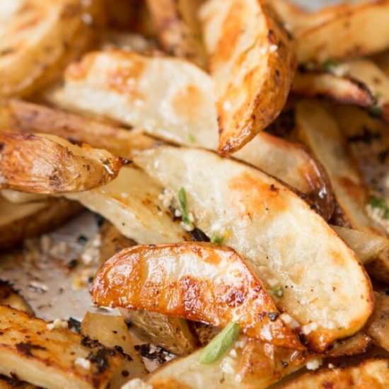 GREEK LEMON ROASTED POTATOES