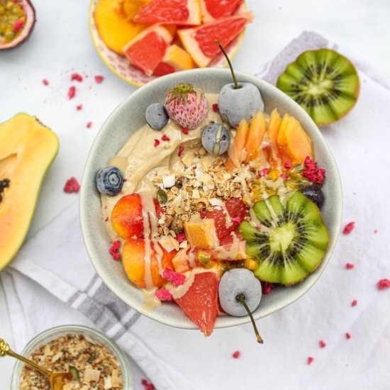 Tropical Vanilla Yoghurt Power Bowl