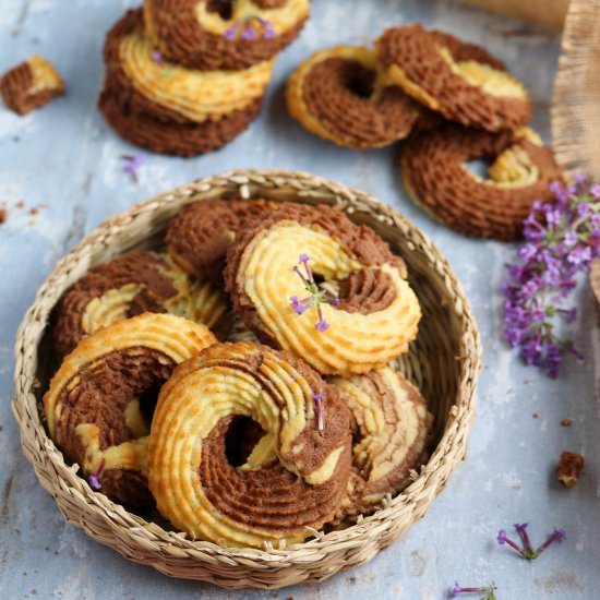 Vegan Whipped Cookies