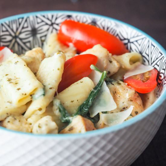 IP Creamy Chicken Pesto Pasta