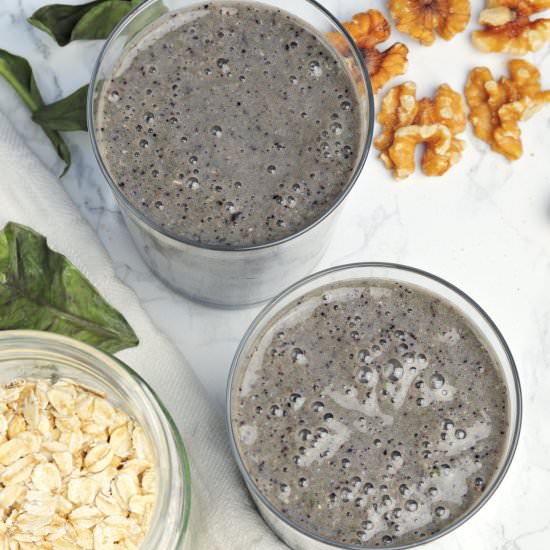 Blueberry and banana smoothie