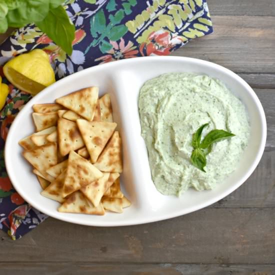 5 Minute Basil Cottage Cheese Dip