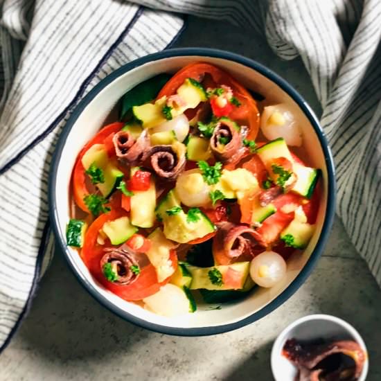 SALAD OF CALABACÍN AND WIDTHS IN 10