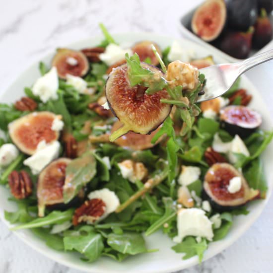 Figs, Goat Cheese & Pecans Salad